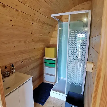 Pod En Bois Pres D'un Plan D'eau Nielles-les-Ardres