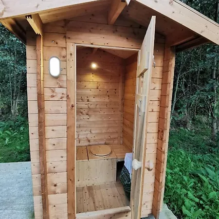 Pod En Bois Près D'un Plan D'eau Nielles-les-Ardres